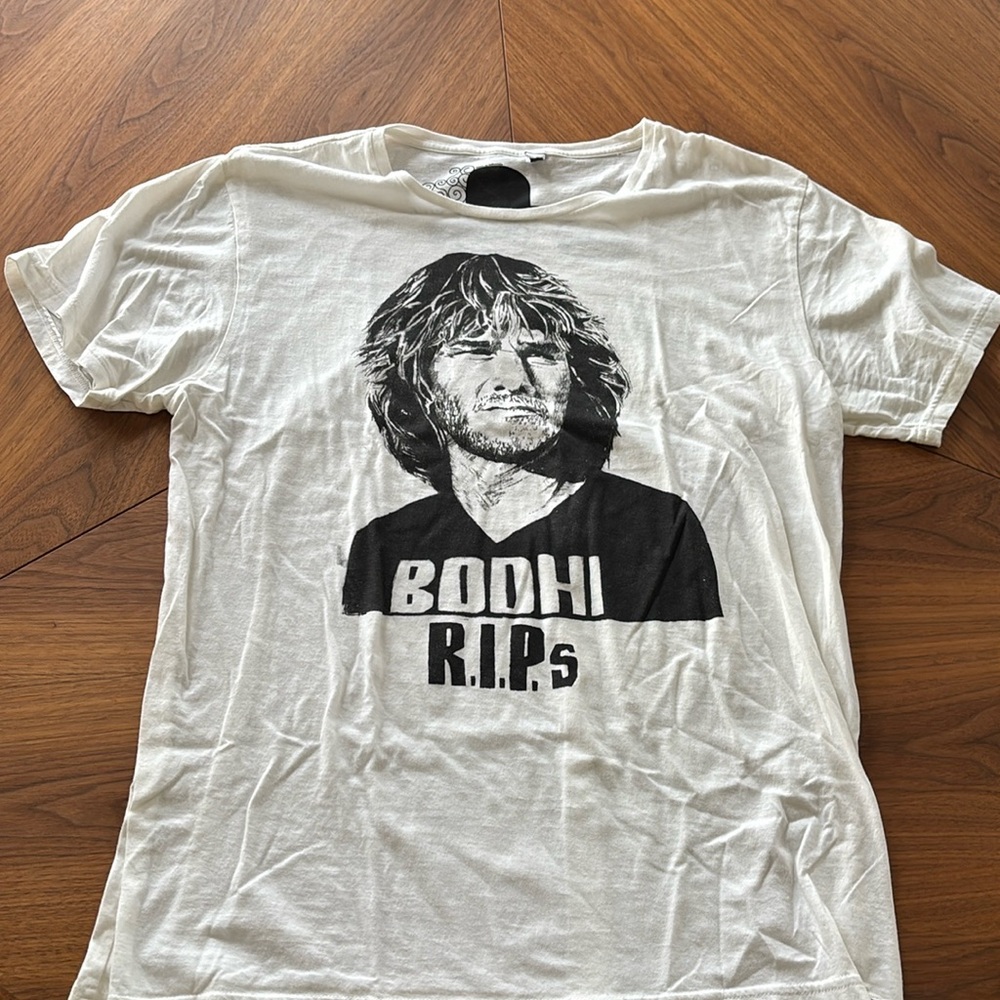 Size XL Point Break Bohdi tshirt. Great condition. No tears or stains.